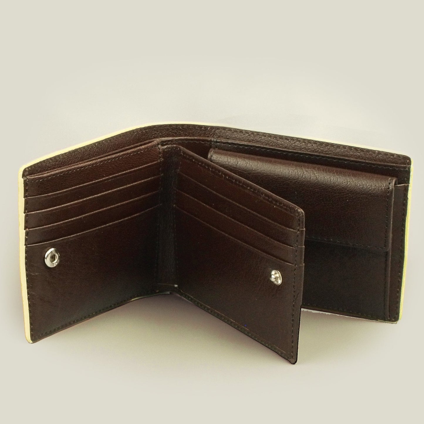 【残りわずか】二つ折り財布/海外製/牛革/厚め/カード入れ多/レッド/赤色/154003【売り切れ御免】